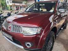 Mitsubishi Montero Sport 2012 SUV