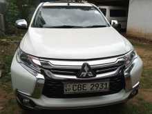 Mitsubishi Montero Sport 2018 SUV