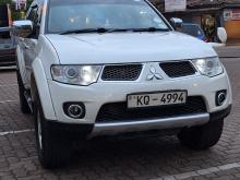 https://riyasewana.com/uploads/mitsubishi-montero-sport-139341517166.jpg