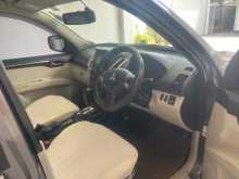 https://riyasewana.com/uploads/mitsubishi-montero-sport-1414323622593.jpg