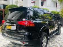 https://riyasewana.com/uploads/mitsubishi-montero-sport-149151522793.jpg