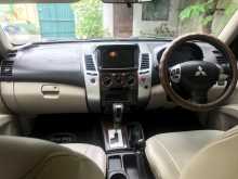 https://riyasewana.com/uploads/mitsubishi-montero-sport-15143400513.jpg