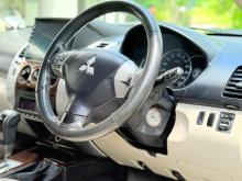 https://riyasewana.com/uploads/mitsubishi-montero-sport-159570210103.jpg