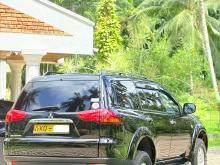 https://riyasewana.com/uploads/mitsubishi-montero-sport-159570410756.jpg