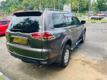 https://riyasewana.com/uploads/mitsubishi-montero-sport-1701364453.jpg