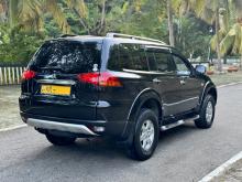 https://riyasewana.com/uploads/mitsubishi-montero-sport-1719472017245.jpg