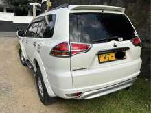 https://riyasewana.com/uploads/mitsubishi-montero-sport-1720042022023.jpg