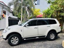https://riyasewana.com/uploads/mitsubishi-montero-sport-1822341124172.jpg