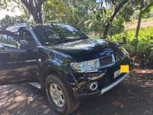 Mitsubishi Montero Sport 2012 SUV