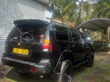 https://riyasewana.com/uploads/mitsubishi-montero-sport-2003-218473112974.jpg