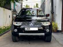 https://riyasewana.com/uploads/mitsubishi-montero-sport-2011-115293912662.jpg