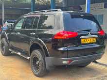 https://riyasewana.com/uploads/mitsubishi-montero-sport-2011-1810512513003.jpg