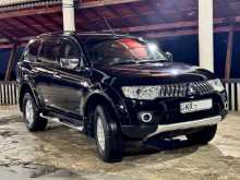 https://riyasewana.com/uploads/mitsubishi-montero-sport-2011-1917383412302.jpg