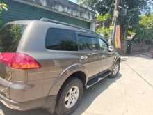 https://riyasewana.com/uploads/mitsubishi-montero-sport-2011-2018511112353.jpg