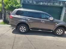 https://riyasewana.com/uploads/mitsubishi-montero-sport-2011-2018511112632.jpg