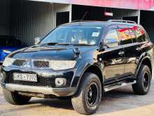 https://riyasewana.com/uploads/mitsubishi-montero-sport-2011-248115512432.jpg
