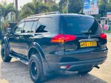 https://riyasewana.com/uploads/mitsubishi-montero-sport-2011-248115512914.jpg