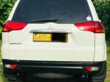https://riyasewana.com/uploads/mitsubishi-montero-sport-2011-250400712752.jpg