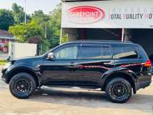 https://riyasewana.com/uploads/mitsubishi-montero-sport-2011-2710072012353.jpg
