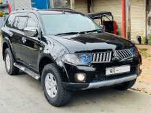 https://riyasewana.com/uploads/mitsubishi-montero-sport-2011-2817145812362.jpg