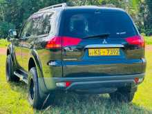 https://riyasewana.com/uploads/mitsubishi-montero-sport-2011-3013065812393.jpg
