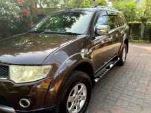 https://riyasewana.com/uploads/mitsubishi-montero-sport-2011-514163712492.jpg
