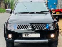 https://riyasewana.com/uploads/mitsubishi-montero-sport-2011-821402012232.jpg