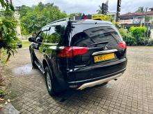 https://riyasewana.com/uploads/mitsubishi-montero-sport-2011060417225.jpg