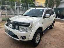 Mitsubishi MONTERO SPORT 2012 SUV