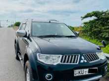 Mitsubishi Montero Sport 2012 SUV