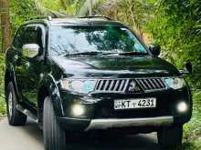 Mitsubishi Montero Sport 2012 SUV