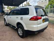 https://riyasewana.com/uploads/mitsubishi-montero-sport-2012-148554312182.jpg