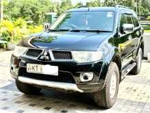 https://riyasewana.com/uploads/mitsubishi-montero-sport-2012-1511205112093.jpg