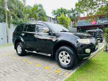 Mitsubishi Montero Sport 2012 SUV