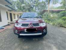 https://riyasewana.com/uploads/mitsubishi-montero-sport-2012-1816365712554.jpg