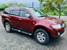 https://riyasewana.com/uploads/mitsubishi-montero-sport-2012-1916534412162.jpg