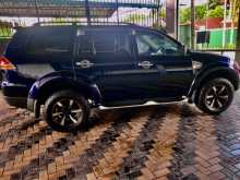 https://riyasewana.com/uploads/mitsubishi-montero-sport-2012-210524012143.jpg