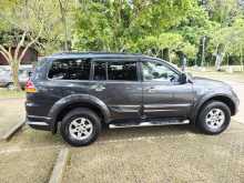 https://riyasewana.com/uploads/mitsubishi-montero-sport-2012-229262712314.jpg