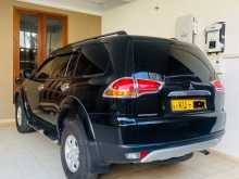 https://riyasewana.com/uploads/mitsubishi-montero-sport-2012-2318503612362.jpg