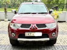 https://riyasewana.com/uploads/mitsubishi-montero-sport-2012-2418504412224.jpg