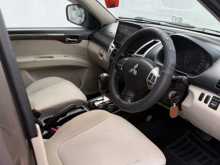 https://riyasewana.com/uploads/mitsubishi-montero-sport-2012-2612560312274.jpg