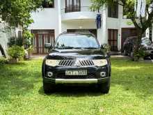 Mitsubishi Montero Sport 2012 SUV