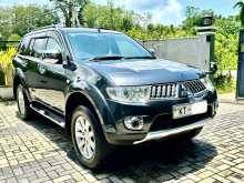 Mitsubishi Montero 2012 SUV