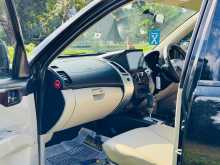 https://riyasewana.com/uploads/mitsubishi-montero-sport-2012-2910405812413.jpg