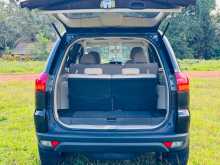 https://riyasewana.com/uploads/mitsubishi-montero-sport-2012-2910405812484.jpg