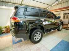 https://riyasewana.com/uploads/mitsubishi-montero-sport-2012-3018361912474.jpg