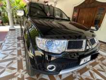 Mitsubishi Montero Sport 2012 SUV