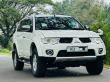 https://riyasewana.com/uploads/mitsubishi-montero-sport-2012-517162212052.jpg