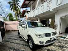 Mitsubishi Montero Sport 2012 SUV