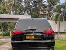 https://riyasewana.com/uploads/mitsubishi-montero-sport-2012-719142412292.jpg